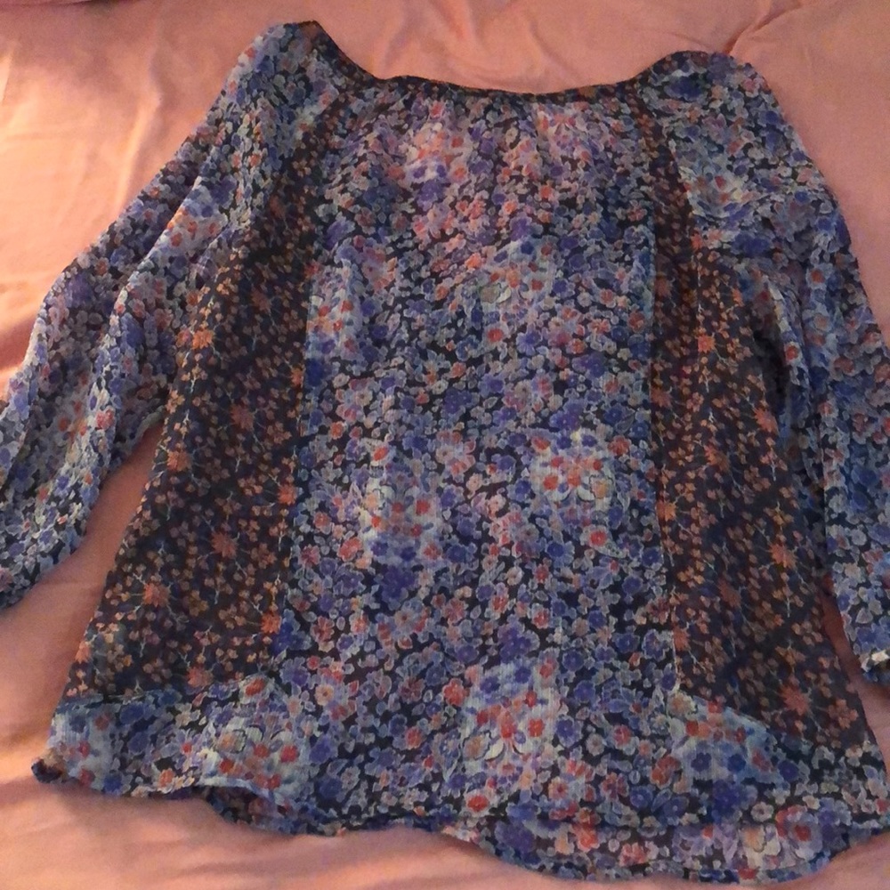 Blue pattern shirt - Picture 4 of 4